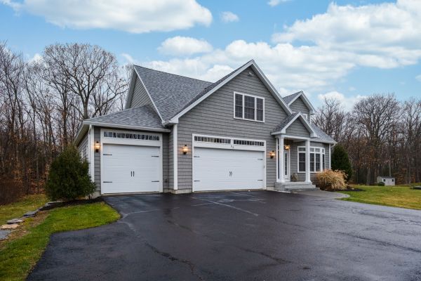 Cost of Driveway Tarring in Garner